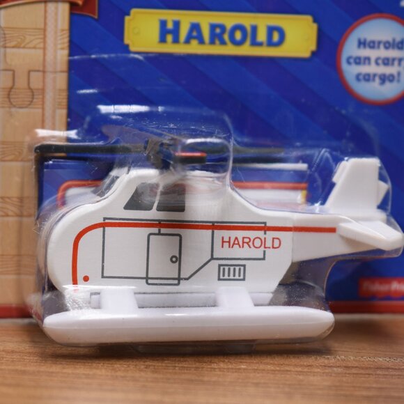 Harold Can Carry Cargo Magnetic Thomas & Friends Wooden Railway Train Engine New - Picture 3 of 10